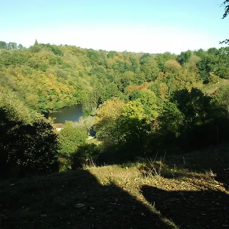 Gite Des Croix Bancaud بيت للعطل